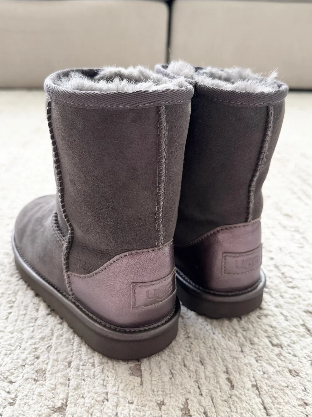UGG Short Classic Boot in Charcoal
